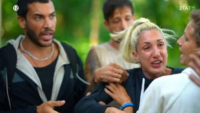 Survivor All Star: Απίστευτος τσακωμός ανάμεσα στη Ρία Κολοβού και τον Τάκη Καραγκούνια