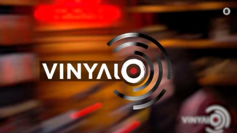 VINYΛΙΟ: Αφιέρωμα στην αθάνατη Ελληνίδα μάνα 