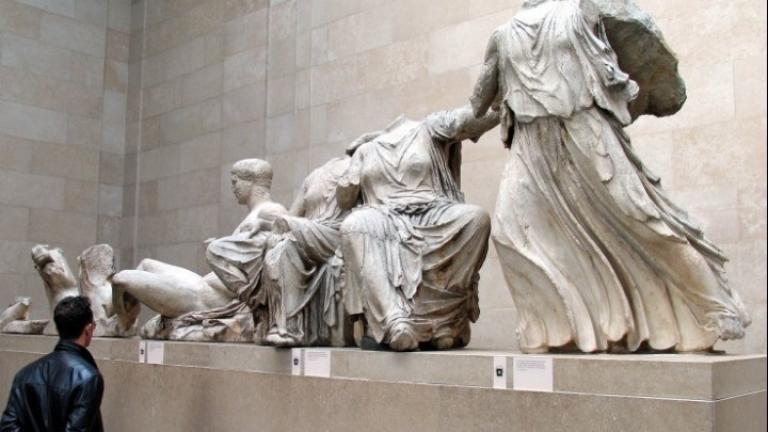 Πρόεδρος του Βρετανικού Μουσείου: Αξίζει να προσπαθήσουμε μαζί με τους Έλληνες να βρούμε λύση για τα Γλυπτά του Παρθενώνα