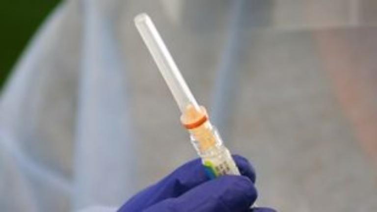 Covid 19: Η χώρα ενέκρινε το πρώτο κινεζικό εμβόλιο κατά του κορονοϊού με αγγελιοφόρο RNA