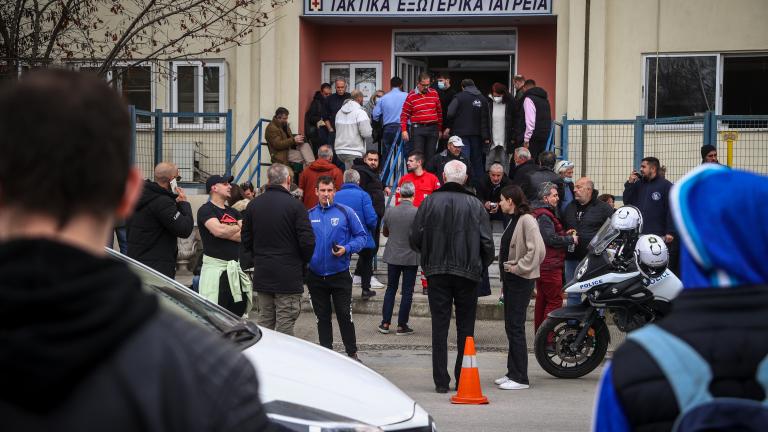 Σύγκρουση τρένων στα Τέμπη: Το Γενικό Νοσοκομείο Λάρισας επισκέφτηκε ο πρωθυπουργός