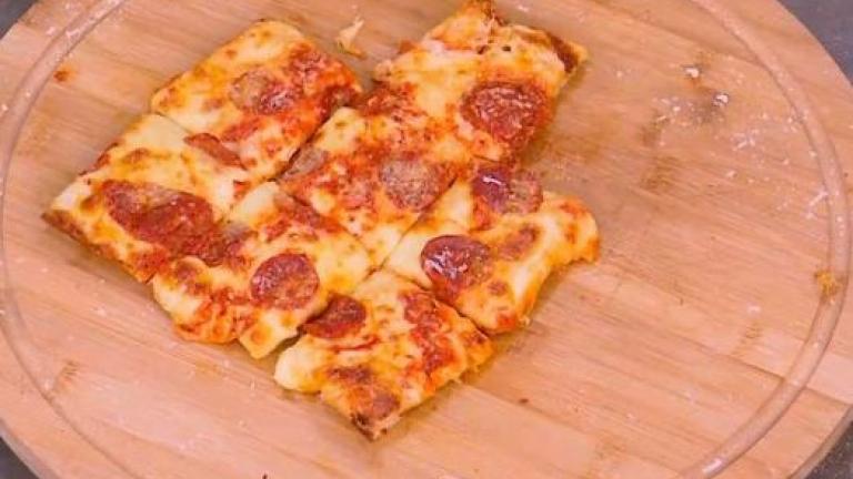 Σικελιάνικη πίτσα ταψιού