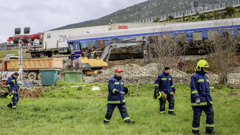 Σύγκρουση τρένων