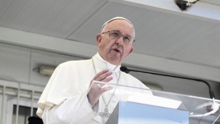 Ο πάπας Φραγκίσκος καλεί σε «διάλογο» για τη διευθέτηση της «σοβαρής» κατάστασης στο Σουδάν