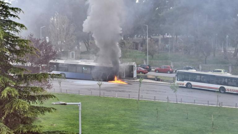 Κάηκε ολοσχερώς αστικό λεωφορείο - Ήταν εκτός λειτουργίας