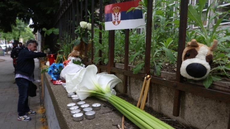Σερβία: Οι πρώτες κηδείες θυμάτων από τις δύο μαζικές δολοφονίες - Ανησυχία των αρχών για φαινόμενα μιμητισμού