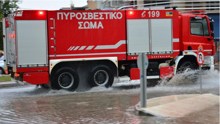Θεσσαλονίκη: Εξήντα κλήσεις δέχτηκε η Πυροσβεστική Υπηρεσία λόγω της έντονης βροχόπτωσης