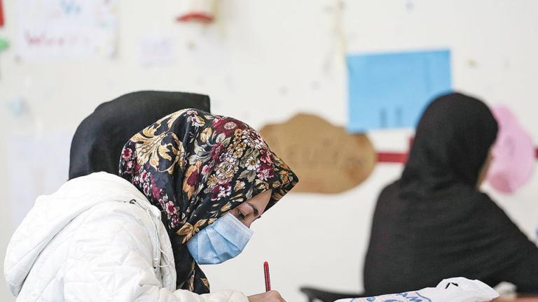 exetaseis ithageneias