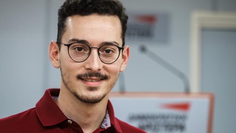 Καλπάκης: «Η σκέψη μας στους συμπολίτες μας που δοκιμάζονται και όλους όσοι δίνουν τη μάχη της πυρόσβεσης»