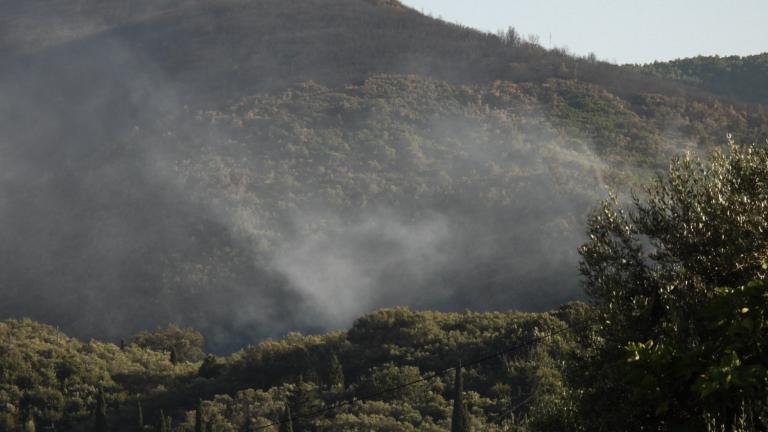 Πυρκαγιά στην Κορινθία