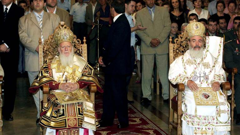 Το 2004 το Οικουμενικό Πατριαρχείο επέβαλε το επιτίμιο της ακοινωνησίας στον μακαριστό Αρχιεπίσκοπο Αθηνών Χριστόδουλο, με αφορμή την μετάθεση του τότε μητροπολίτη Αλεξανδρουπόλεως κ. Ανθιμου στη Θεσσαλονίκη