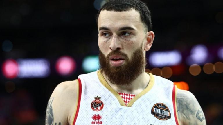 Μονακό: Σενάρια για «διαζύγιο» με Μάικ Τζέιμς - Τι «παίζει» με Ολυμπιακό