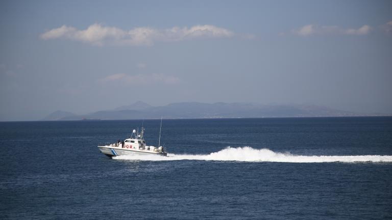 Καλά στην υγεία τους οι 52 διασωθέντες από τη νήσο Φαλκονέρα	