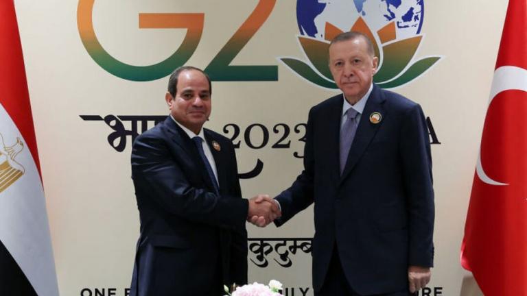 Η πρώτη, μετά από 10 χρόνια, συνάντηση Ερντογάν με τον Αιγύπτιο Πρόεδρο Σίσι στους G20