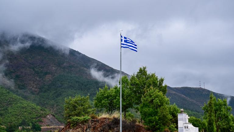 Καιρός (24/9): Αραιές νεφώσεις και λίγες βροχές - Πτώση θερμοκρασίας