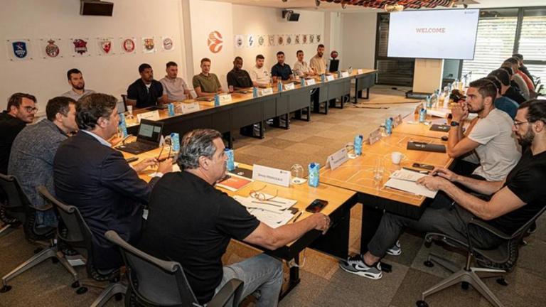 Euroleague: Πρωτοποριακή κίνηση - Μίτινγκ αρχηγών με διαιτητές πριν τα ματς