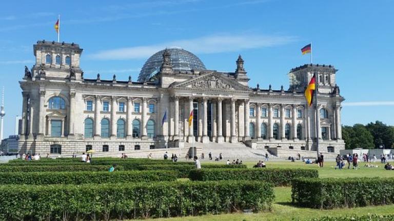 Ο τίτλος του «Μεγάλου Ασθενή της Ευρώπης» επιστρέφει στην Γερμανία