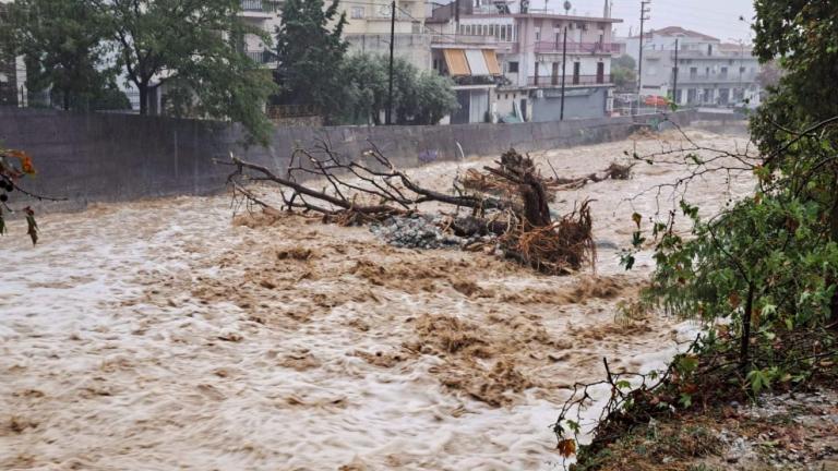 volos kakokairia potami.