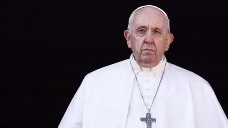 Υπέρ της ευλογίας των ομόφυλων ζευγαριών ο Πάπας