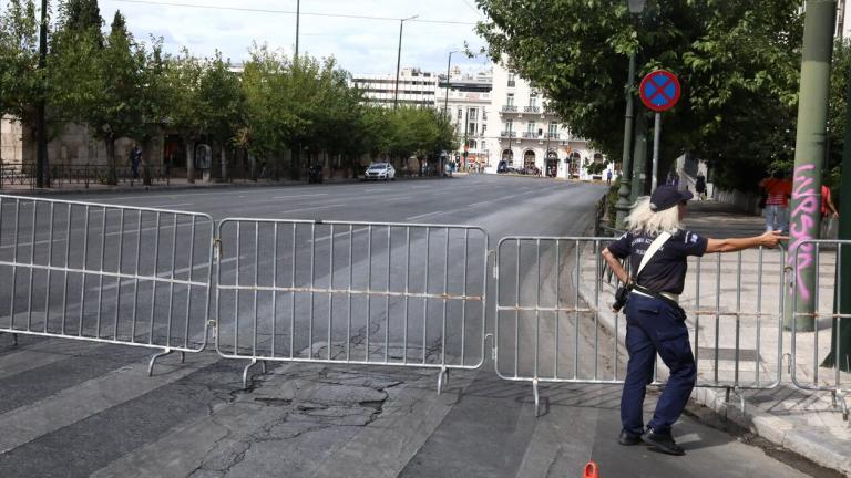 Κυκλοφοριακές ρυθμίσεις σε Αθήνα και Πειραιά, λόγω των μαθητικών παρελάσεων	