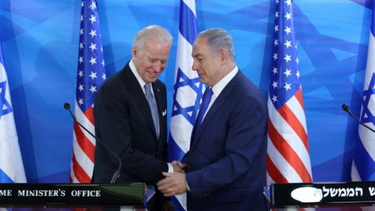 Ο Τζο Μπάιντεν δήλωσε σήμερα, μετα την τηλεφωνική επικοινωνία, που είχε με τον Ισραηλινό πρωθυπουργό, ότι οι ΗΠΑ υποστηρίζουν το Ισραήλ και θα διασφαλίσουν ότι το Ισραήλ θα μπορεί να υπερασπιστεί τον εαυτό του