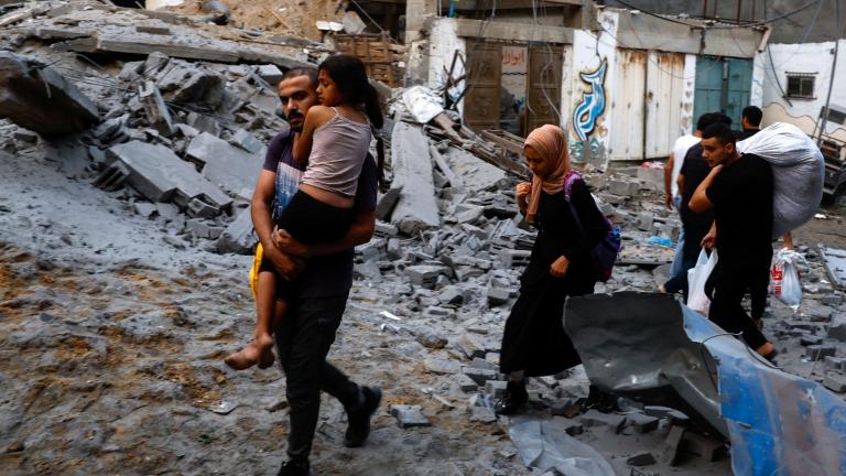 Ο ισραηλινός στρατός καλεί τους Παλαιστίνιους να πάνε στο νότιο τμήμα της Λωρίδας της Γάζας