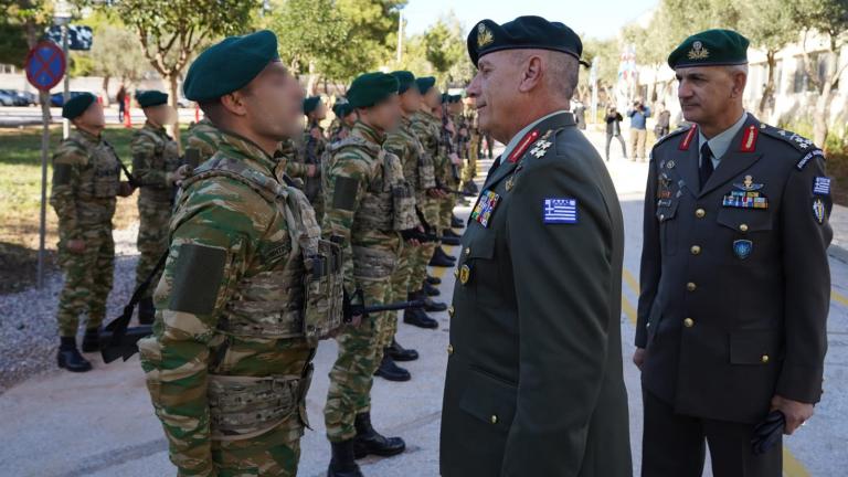 Πρώτη παρουσία της νέας στολής παραλλαγής των ελληνικών Ενόπλων Δυνάμεων