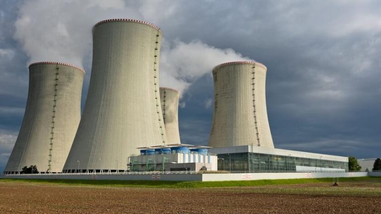 Η μονάδα όπου σημειώθηκε το ατύχημα κατασκευάστηκε το 2018 και φιλοξενεί προηγμένο αντιδραστήρα VVER 1200 τελευταίας γενιάς. Αντίστοιχους έχει προμηθευτεί η Λευκορωσία και επίσης κατασκευάζονται από τη Ρωσία στο Άκουγιου της Τουρκίας και σχεδιάζονται για τον πυρηνικό σταθμό Paks-2 στην Ουγγαρία.