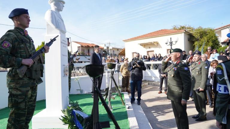 Αντιστράτηγος ε.α. Κ.Κόρκας: Αποκαλυπτήρια της προτομής του Ήρωα Ιερολοχίτη – Καταδρομέα στη γεννέτηρά του