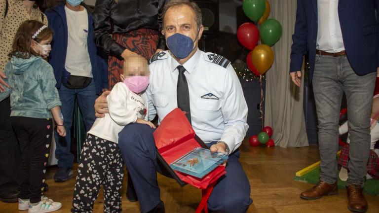 Αντιπτέραρχος (Ι) Θ.Μπουρολιάς: Στην εορταστική εκδήλωση του Συλλόγου Γονέων Παιδιών με Νεοπλασματική Ασθένεια «Φλόγα» - Αεροπόροι, κυρίαρχοι στους αιθέρες αλλά και στις καρδιές μας