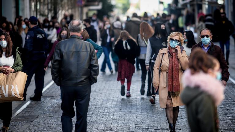 Ανοικτά σήμερα τα καταστήματα στο πλαίσιο των χειμερινών εκπτώσεων	