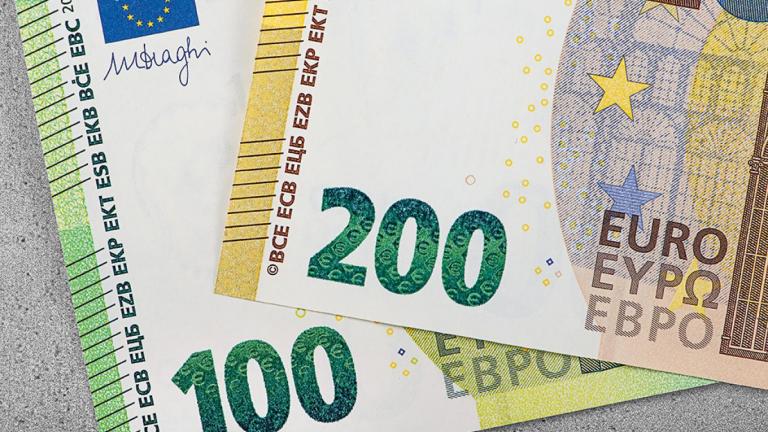 Πρωτογενές πλεόνασμα 3,9 δισ. ευρώ έναντι στόχου για πρωτογενές έλλειμμα 851 εκατ. ευρώ