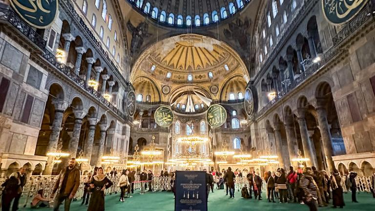 hagia sophia tourist