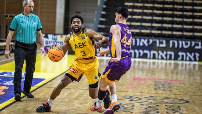 Χαποέλ Χολόν-ΑΕΚ 79-68: Ήττα και τώρα... τρέχει για την πρόκριση