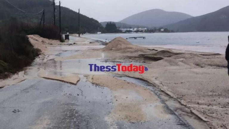 Χαλκιδική: Κατολισθήσεις και πλημμυρισμένα σπίτια από την κακοκαιρία