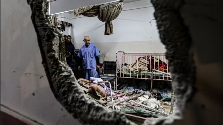 PALESTINIAN-ISRAEL-CONFLICT-GAZA-HOSPITAL