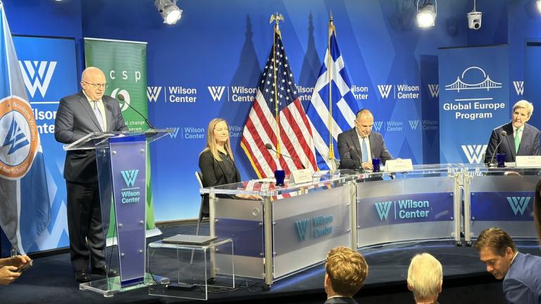 ΗΠΑ: Η «γαλάζια οικονομία» στο επίκεντρο της συζήτησης Γεραπετρίτη-Τζον Κέρι στο «Wilson Institute»