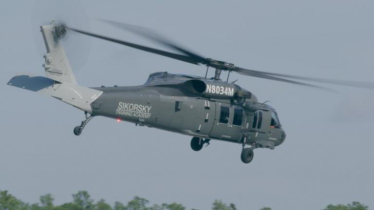 Έφτασαν στην Αεροπορική Βάση της Ελευσίνος τα δύο πρώτα ανθυποβρυχιακά ελικόπτερα MH-60R Romeo του Πολεμικού Ναυτικού