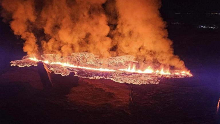 Ισλανδία: Εξερράγη ξανά ηφαίστειο στην χερσόνησο Ρεϊκιάνες