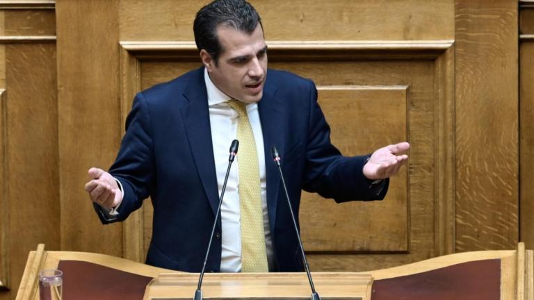 Θάνος Πλεύρης: Δεν ψηφίζει το νομοσχέδιο για τα ομόφυλα ζευγάρια, επιλέγει την αποχή