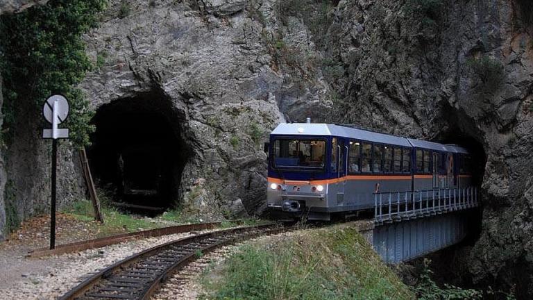 Κλείνει προσωρινά τμήμα της γραμμής του Οδοντωτού μέχρι την οριστική αντιμετώπιση των καταπτώσεων