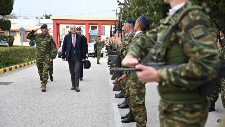 Για δεύτερη συνεχόμενη βδομάδα, ο Νίκος Δένδιας εξέπεμψε διπλό μήνυμα προς την Τουρκία