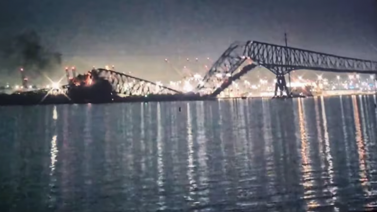 ΗΠΑ: Κατέρρευσε η γέφυρα Key Bridge στη Βαλτιμόρη - Πολλά οχήματα έπεσαν στον ποταμό