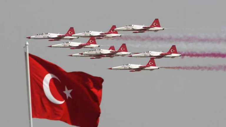 Τουρκία: Συνετρίβη στο Ικόνιο εκπαιδευτικό αεροσκάφος της Πολεμικής Αεροπορίας