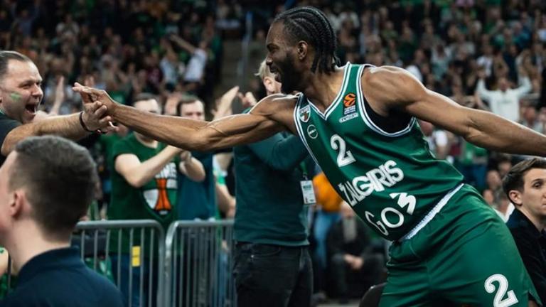 Ολυμπιακός: Διάψευση για Κίναν Έβανς