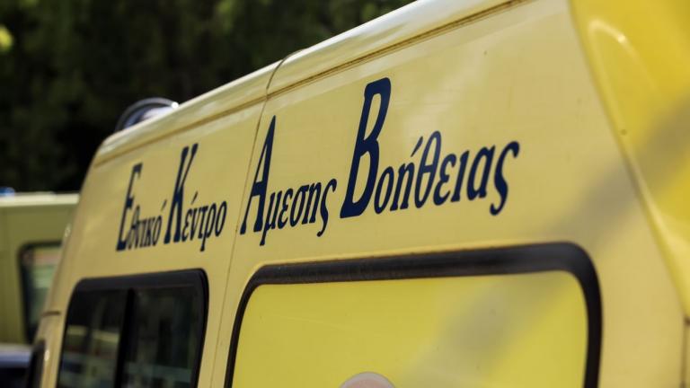 Πανεπιστημίου: Ατύχημα με τουριστικό λεωφορείο - Έξι τραυματίες | ΕΛΛΑΔΑ |  thepressroom.gr