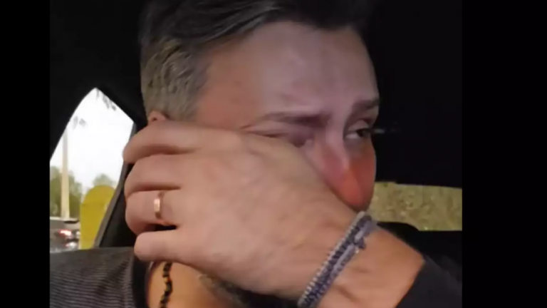 Γιάννης Καλλιάνος: Ακρωτηρίασαν το δάχτυλο του πατέρα μου μέσα σε ένα απλό δωμάτιο – Θα κινηθώ νομικά