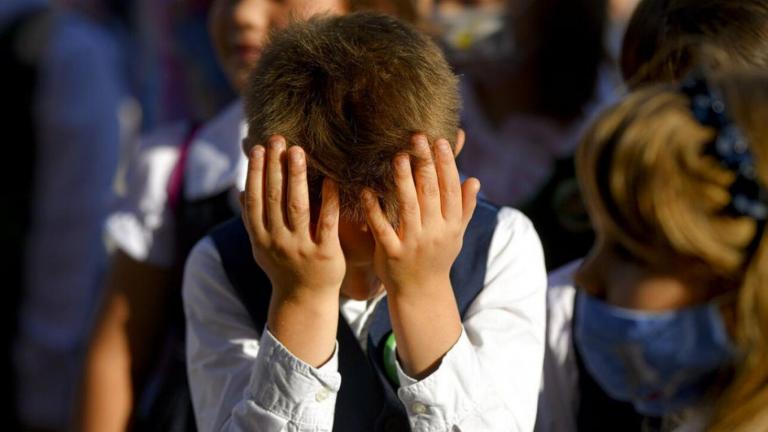 Θεσσαλονίκη: Δωδεκάχρονος απείλησε με μαχαίρι συμμαθητή του στην αυλή σχολείου
