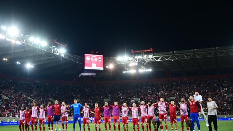 Ολυμπιακός-ΑΕΚ 2-0: Την έριξε από την κορυφή