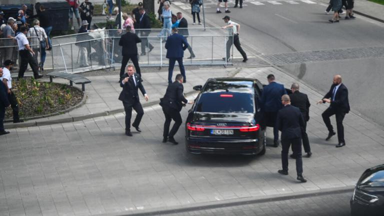 Σλοβακία: Πυροβόλησαν τον πρωθυπουργό Ρόμπερτ Φίτσο — Μεταφέρθηκε στο νοσοκομείο
